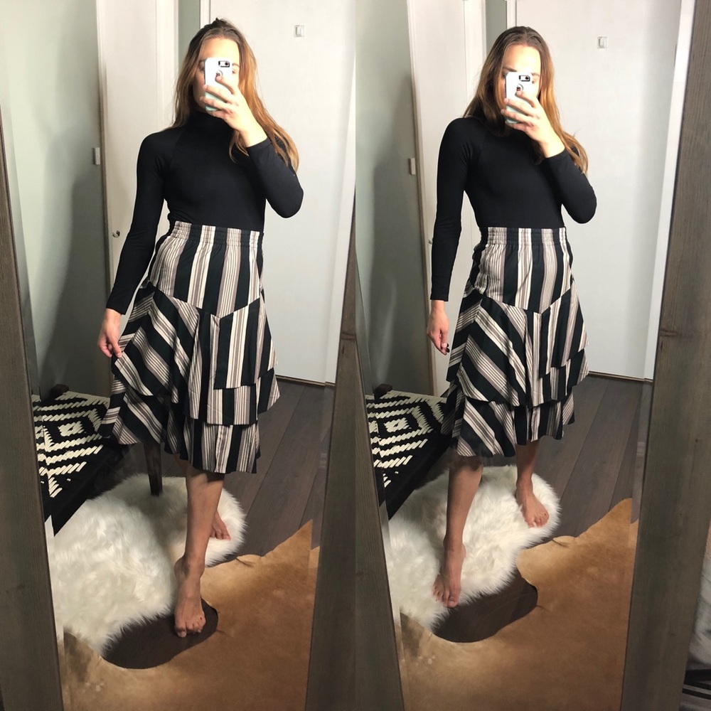 Midi skirt
